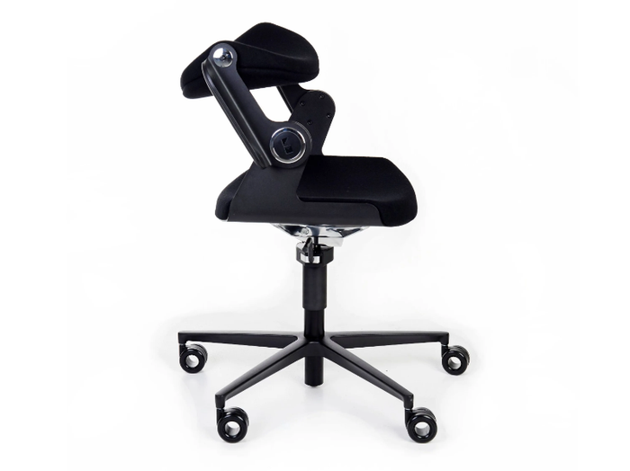 BALANCE.CHAIR - Ergonomic swivel office chair with 5-Spoke base _ König Neurath